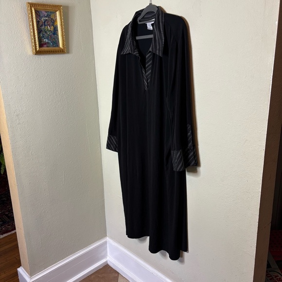 Avenue Stretch Black Collared Dress Size 26/28 - Picture 2 of 7